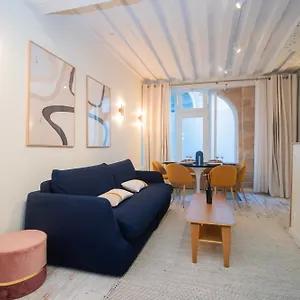 Le Marais By Prestige , Paris France